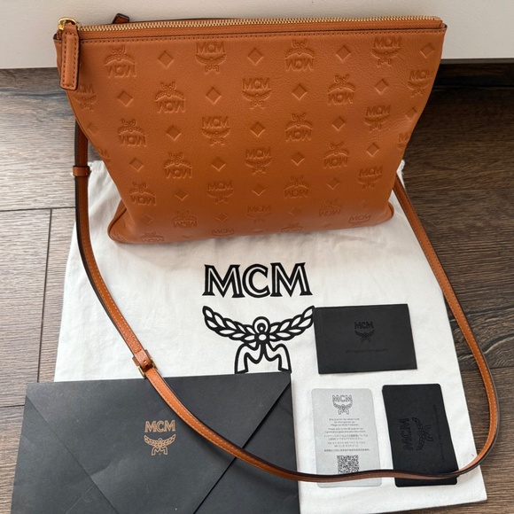 Used MCM Aren Crossbody Bag - Picture 8 of 9
